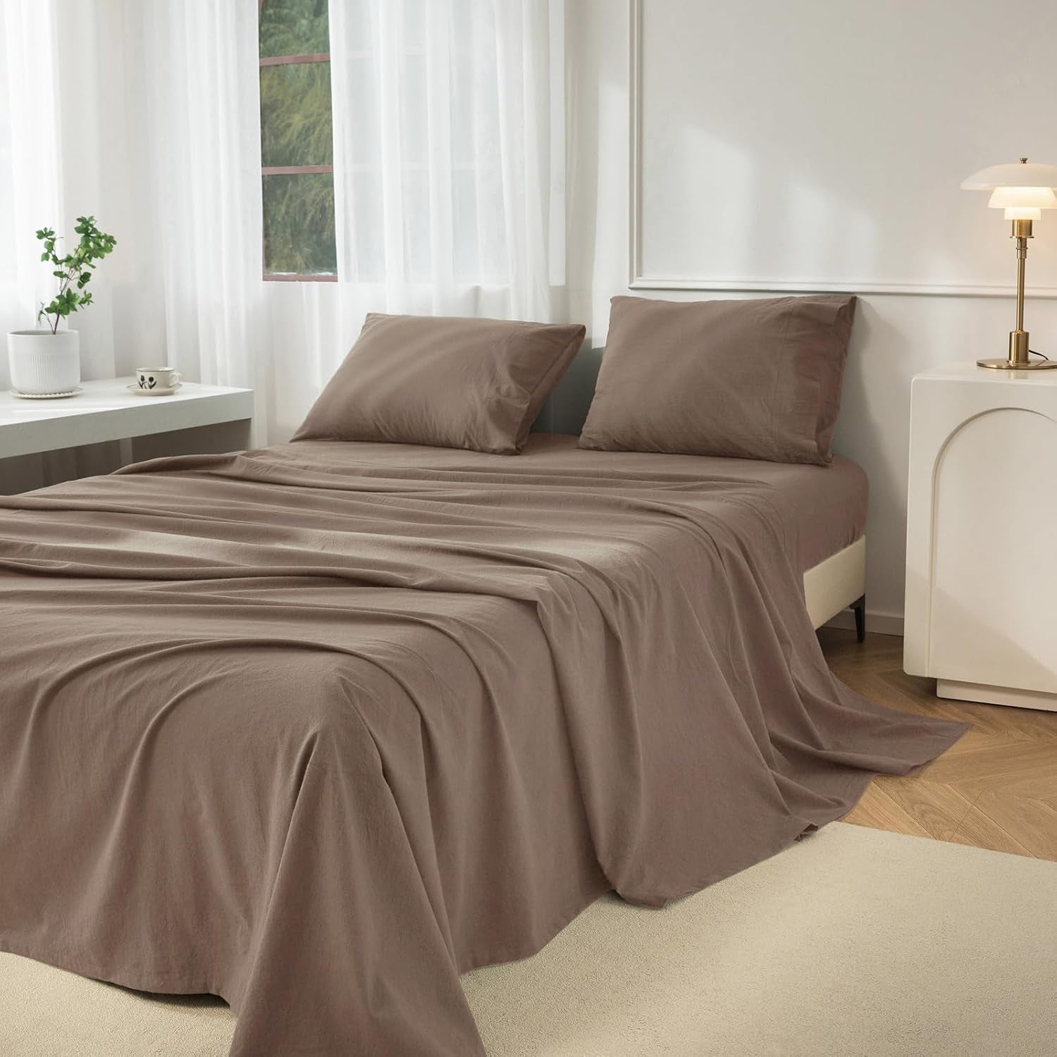 King Washed Cotton Sheet Set, 4-Piece, Relaxed Linen Feel | Deep Pocket Fits Mattresses up to 17". Flat Sheet & 2 Pillowcases. Naturally Soft & Breathable. Machine Washable.